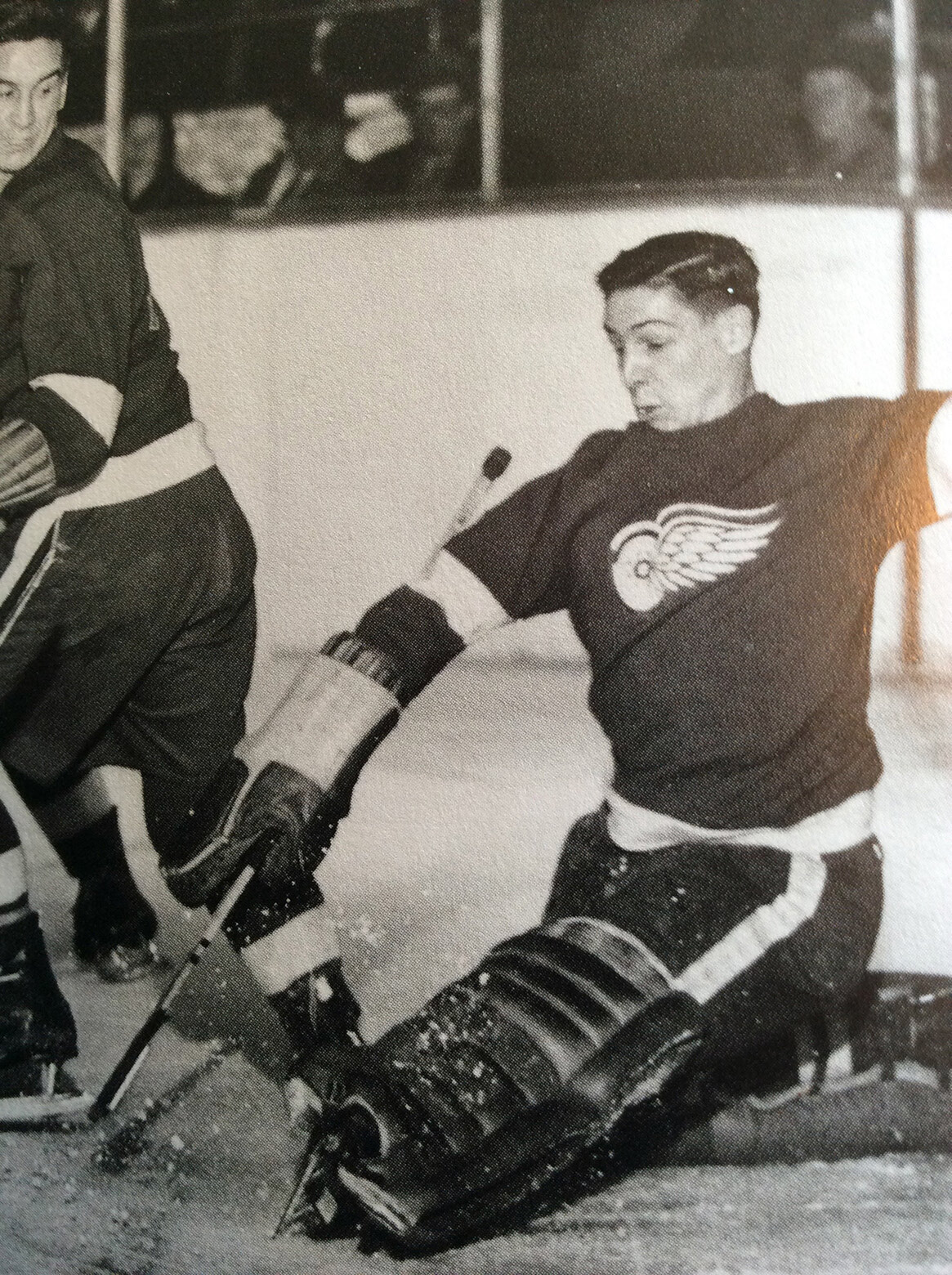 terry sawchuk: he groped for his stick and gloves and, defiant, went to  work