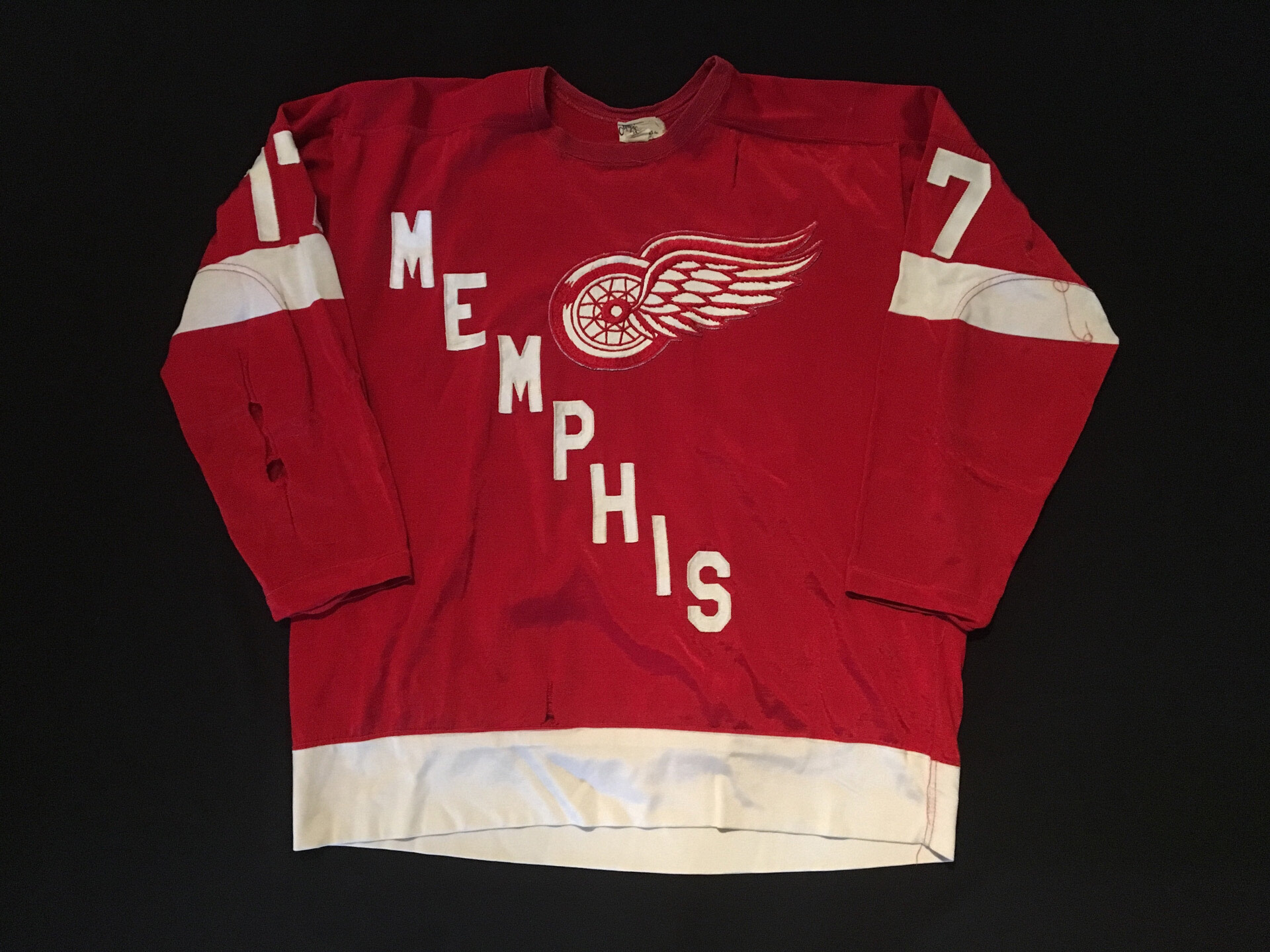 Detroit Red Wings 1972-73 jersey artwork, This is a highly …